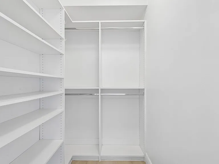 2650 Lake Shore Dr #1202 — Photo 13