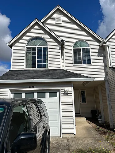 16701 SW Daylily St Photo 1