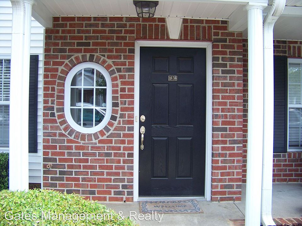 1st image of 1838 Birmingham Dr