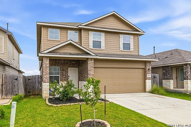5 bed, 3.0 bath, 2509 sqft, $2,395 — Photo 4