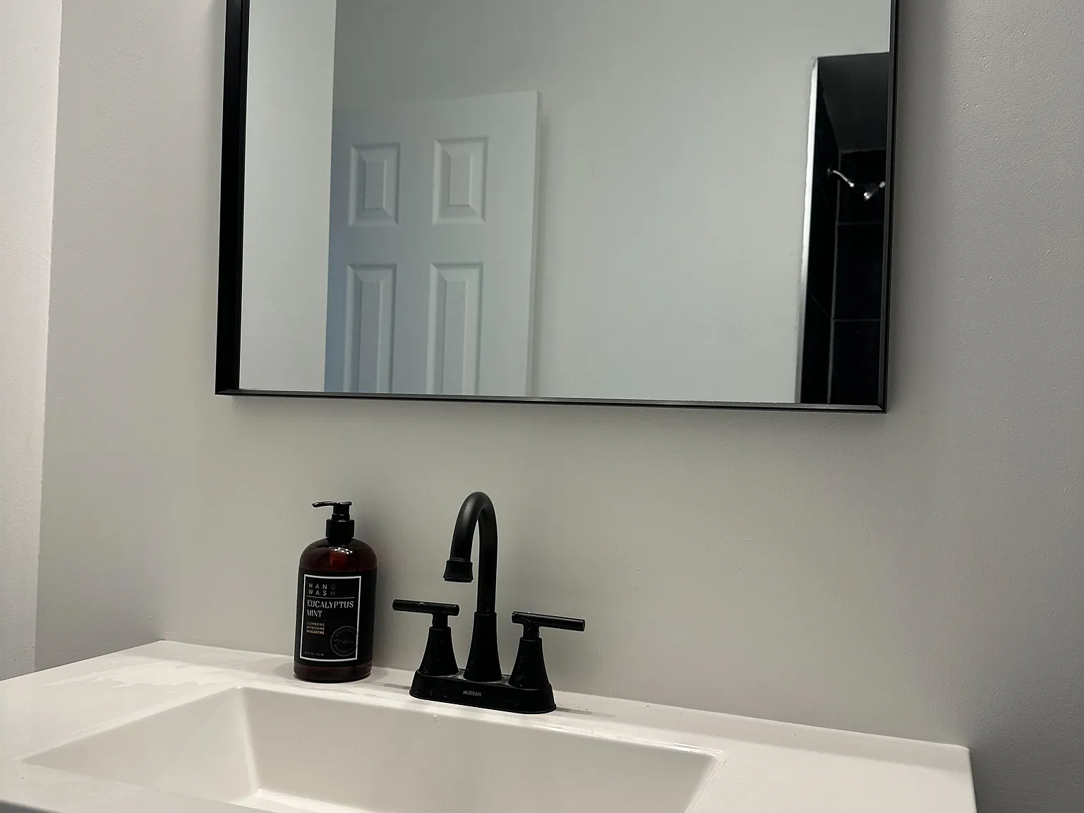 1 bed, $1,275 — Photo 4