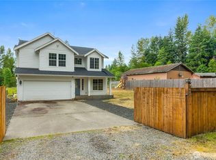 932 Tipsoo Loop N, Rainier, WA 98576
