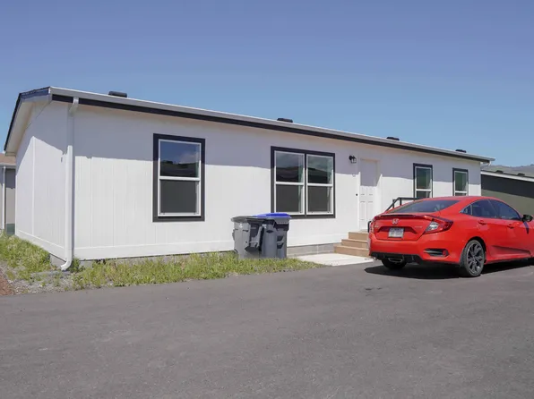 460 Arnos Rd Unit 47, Talent, OR 97540