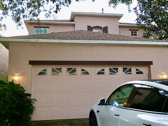 2nd image of 2409 Silvermoss Dr