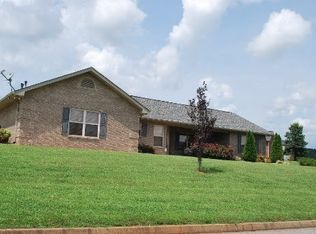 604 Preston Ln, Seymour, TN 37865