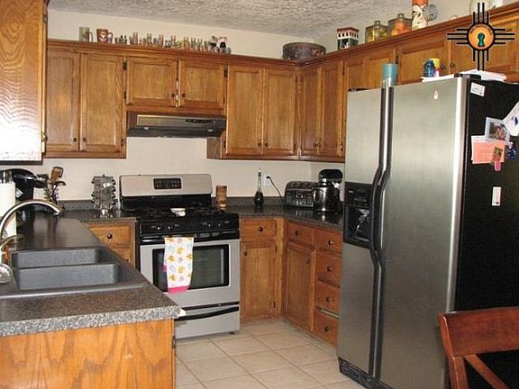 3rd image of 1720 Morse Ave