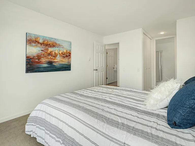 6333 Lake Washington Blvd NE #307 — Photo 14
