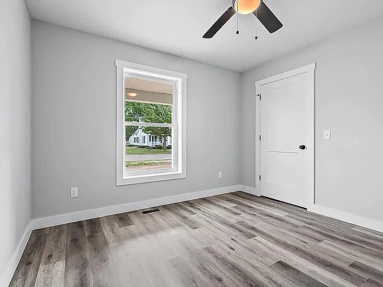1108 Greenville Way — Photo 7