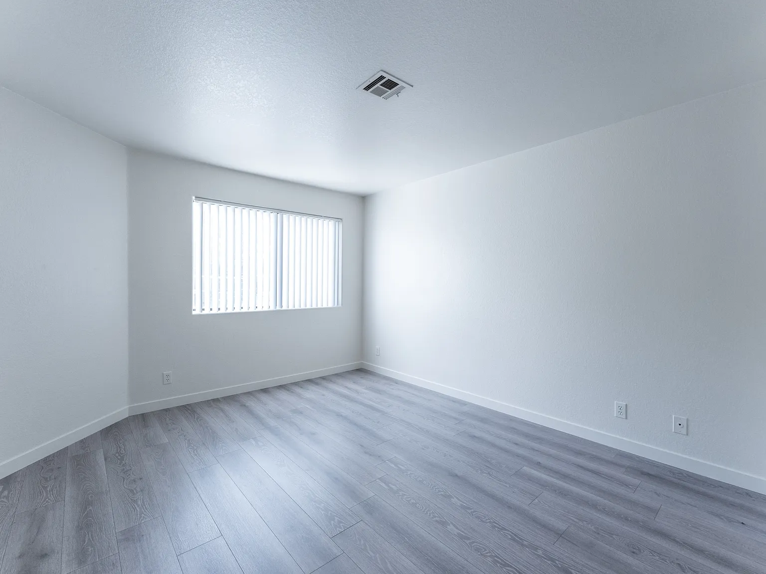 5064 South Rainbow Boulevard #101 - 1 — Photo 3