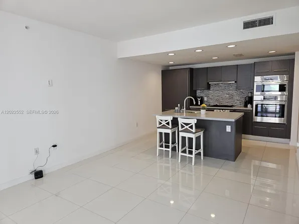 7875 NW 107th Ave APT 419, Doral, FL 33178