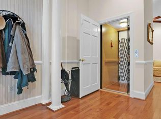 1411 N Garfield St, Arlington, VA 22201