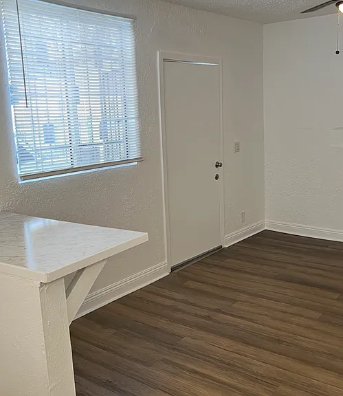 3958 S Normandie Ave #C — Photo 4