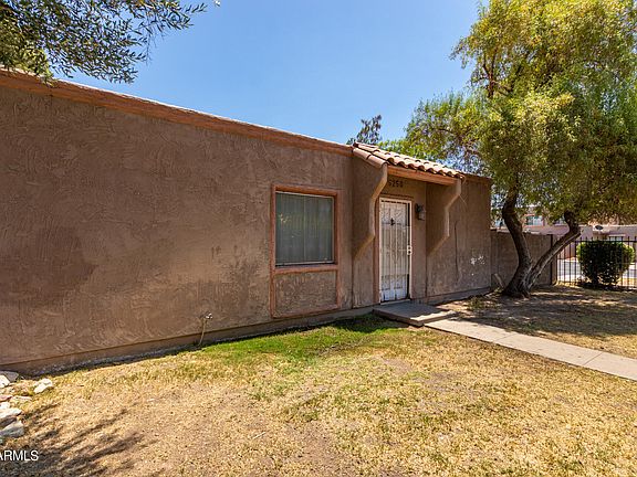 2nd image of 5250 W LYNWOOD Street