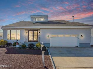 596 Baron St, Toms River, NJ