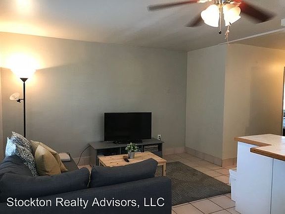 4th image of 1638 Laurel St