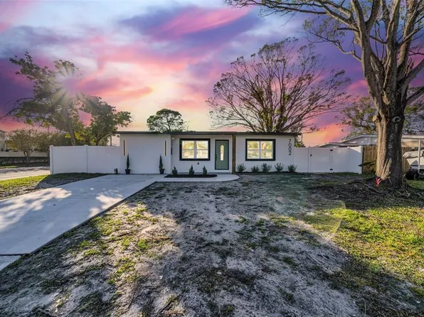 7002 47th St N, Pinellas Park, FL 33781