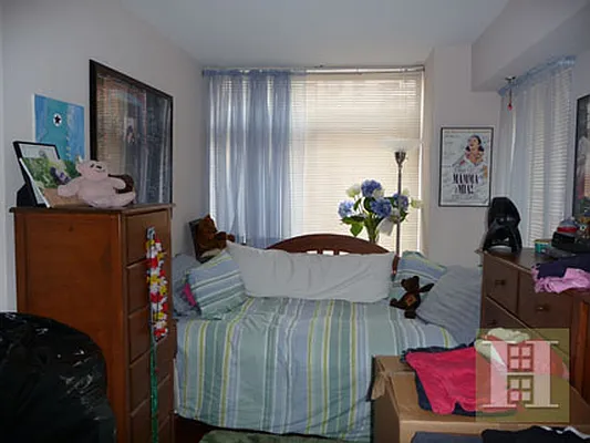 Rented by Halstead Real Estate | media 9