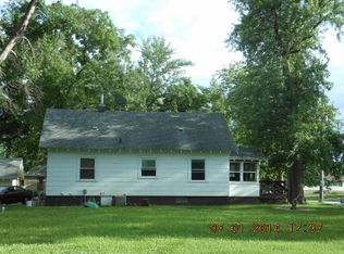 418 N Washington Ave, Eagle Grove, IA 50533