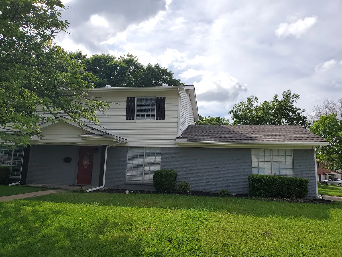 Building Photo - 3703 Byrd Dr