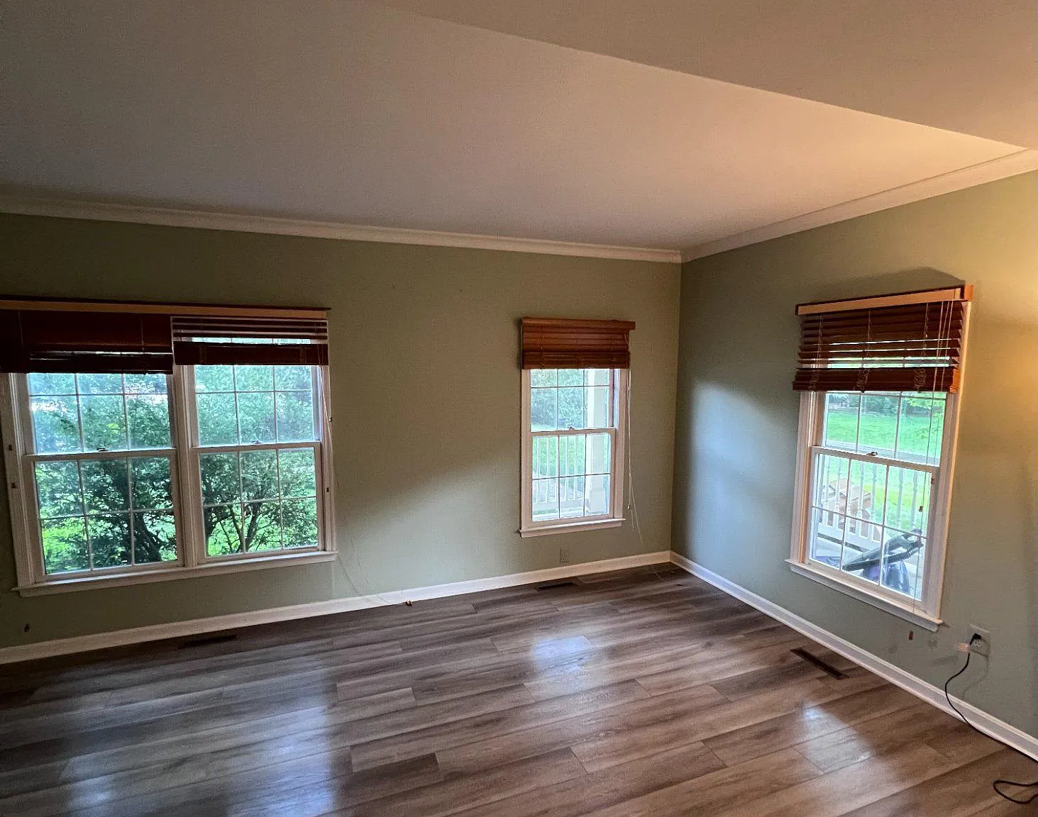 3 bed, 2.5 bath, 1927 sqft, $3,250 — Photo 3