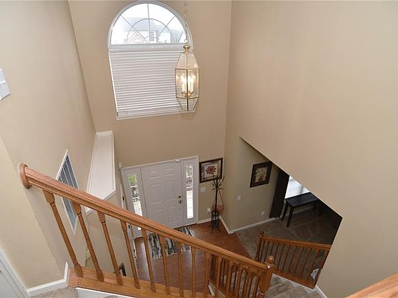 4th image of 6483 Waterstone Dr