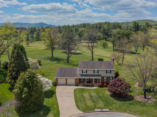 110 Colston Pl, Lexington, VA 24450