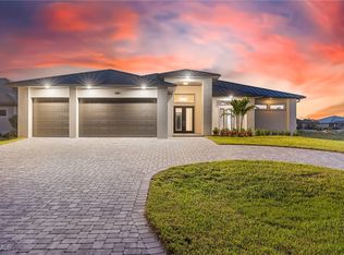 3401 Embers Pkwy W, Cape Coral, FL 33993