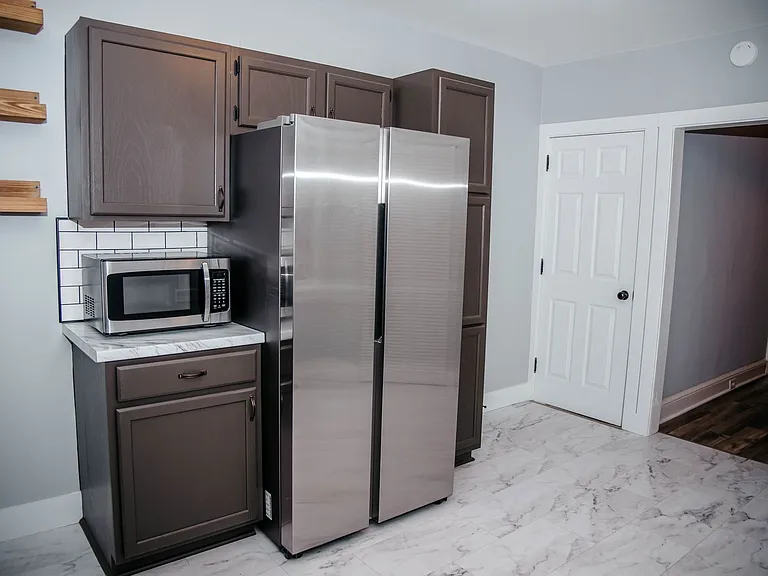 510 E Fulton St — Photo 8