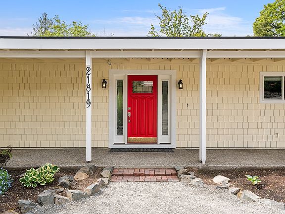 3rd image of 21819 100th Avenue SE