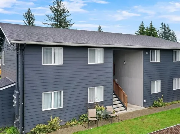 800 4th St #C, Sultan, WA 98294