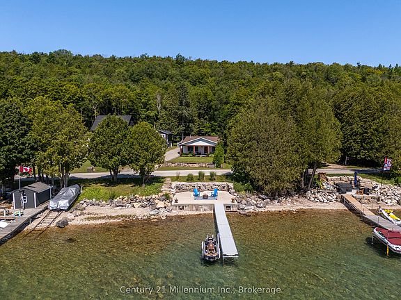 5th image of 247 Mallory Beach Rd