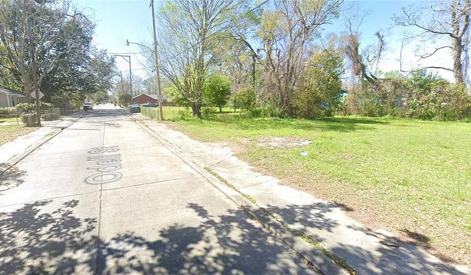 2nd image of 4279 Odell St