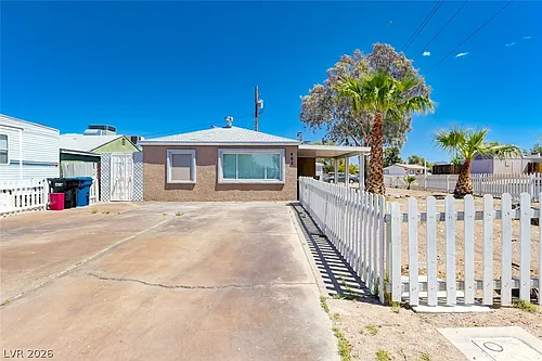 402 Ilmenite Way Photo 1