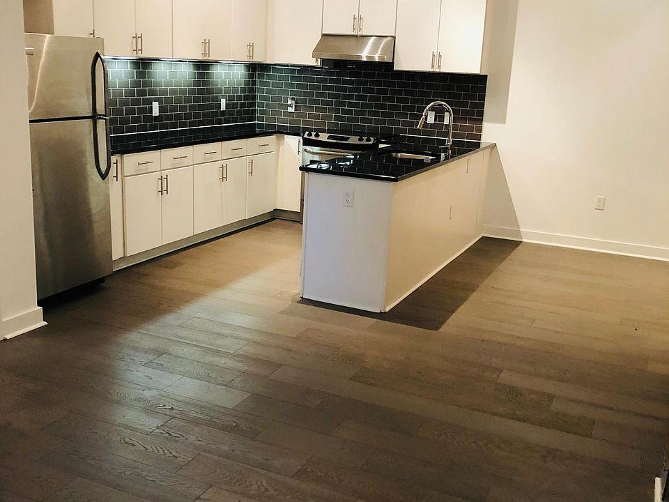 1st image of 313 N 24th St #F