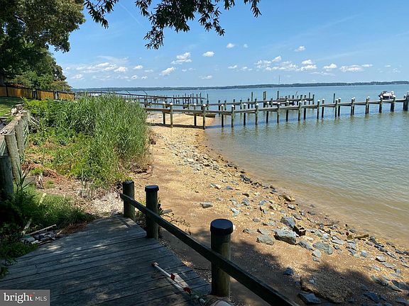5th image of 18976 Wicomico River Dr