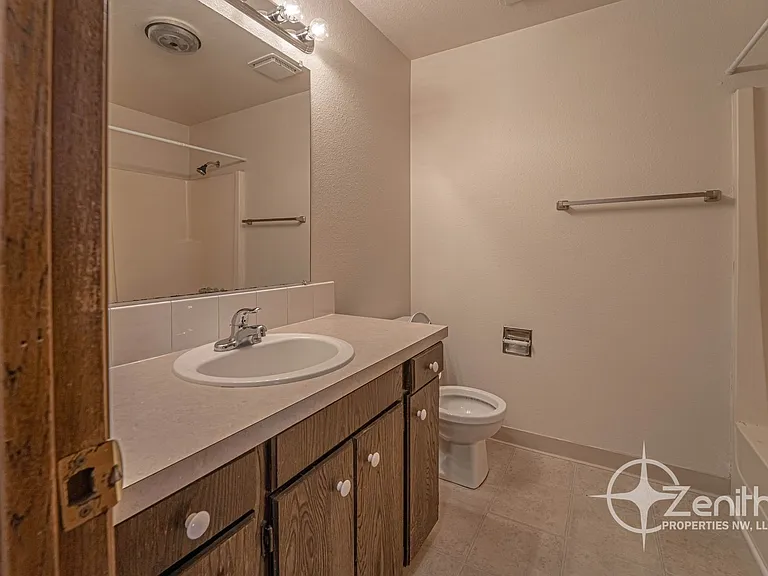 3018 NE 78th Ave — Photo 12