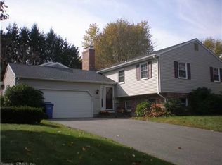 32 Edgewood Rd, Portland, CT 06480