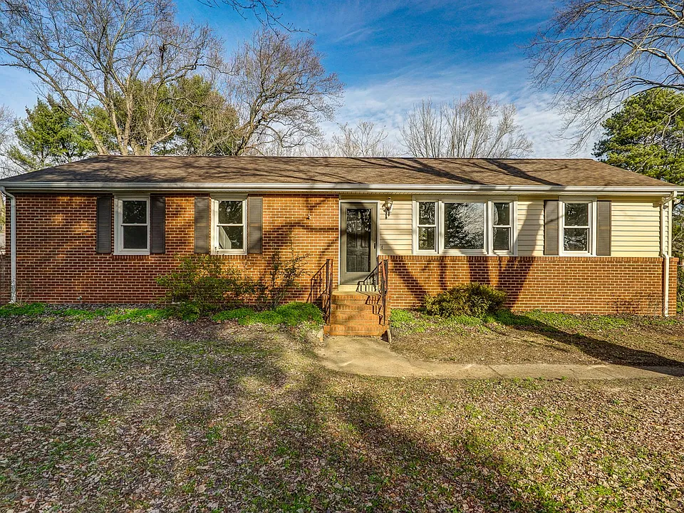 7222 Hickory Ln