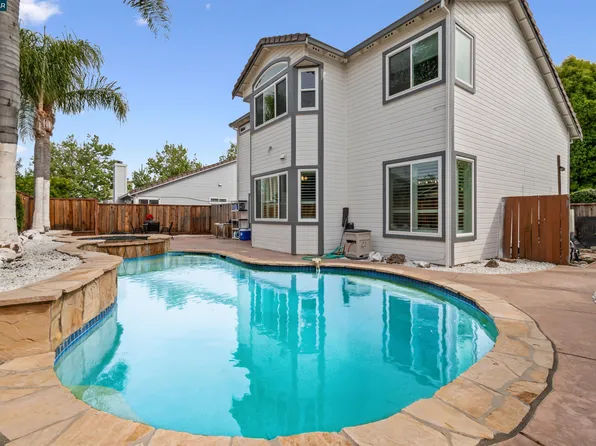 5131 Catanzaro Way, Antioch, CA 94531