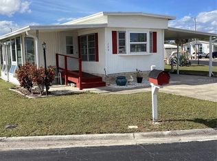 124 E Saint Lucia Loop, Apollo Beach, FL 33572