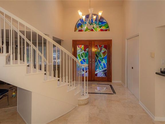 5th image of 9809 Bay Island Dr