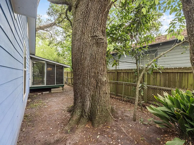317 Ballentine St — Photo 28