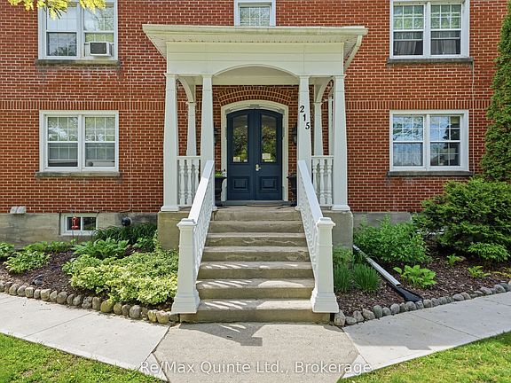 4th image of 215 Victoria Ave