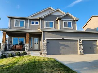 18908 Cottonwood St, Omaha, NE 68136