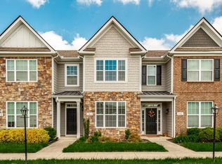 342 Manor Row #342, Pleasant View, TN 37146