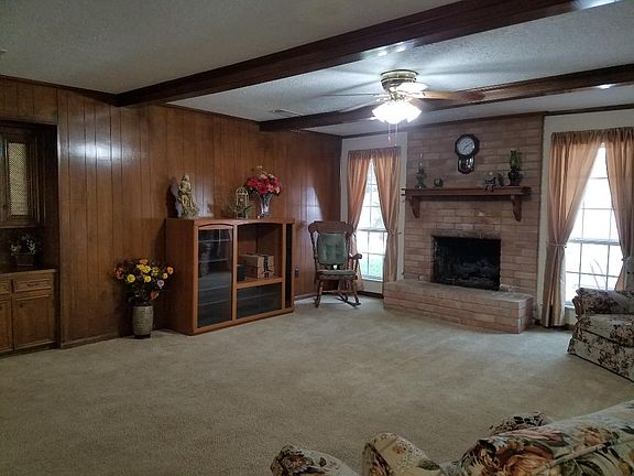 4th image of 4339 Parkmead Dr