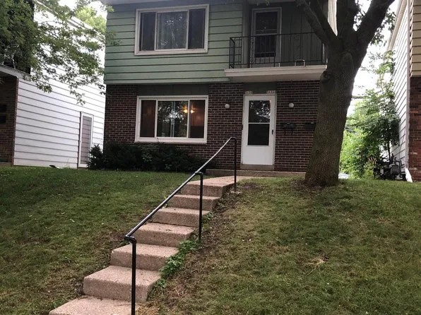3132 S Pennsylvania Ave, Milwaukee, WI 53207