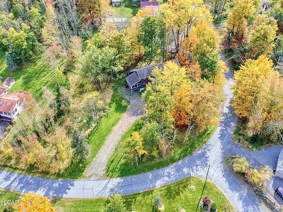 5th image of 46 Forest Ln