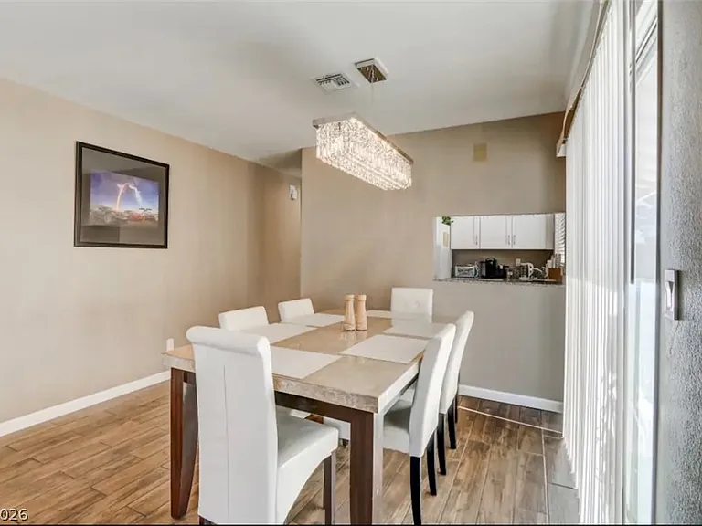 7385 Vireo Dr — Photo 6