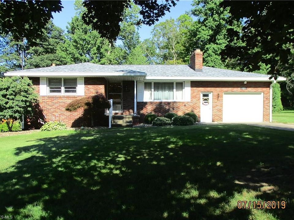 1st image of 121 Woodland Dr